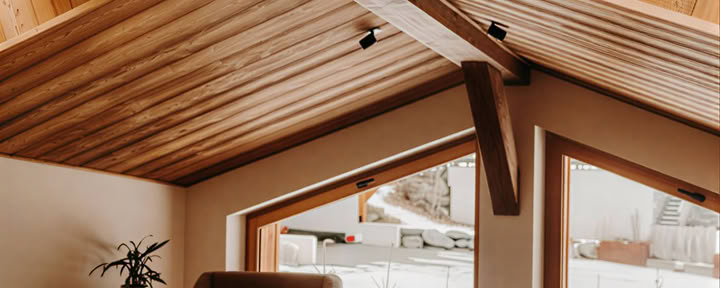 Main Chalet Room 17