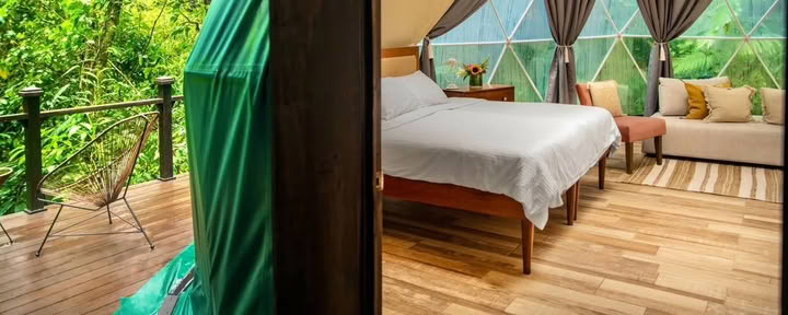 2 guests in a PRIVATE Bali Suite for 2 (air con)