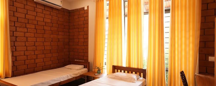 2 person Private Non-Ac premium double room (Duplicate listing)