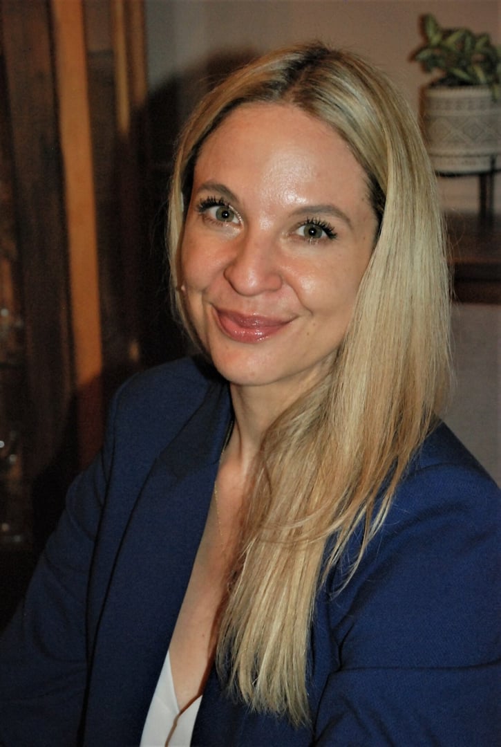 Dr Lauretta Greer Phd